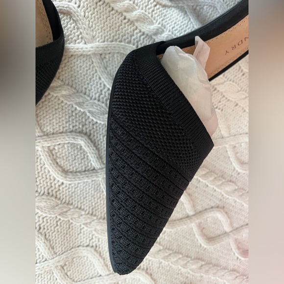 New! Chinese Laundry Black Pointed 4 inch Heels Crochet Fabric Front women’s 9.5 - Picture 3 of 12